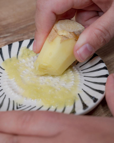 Handgefertigte Reibe | FEDERN - Kumaio™ Selecto