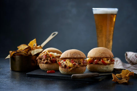 Chicken Burger mit Peppadew Kirschpaprika Streifen Rezept