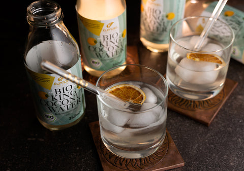 Eisgekühlte Drinks mit Kumaio® King Kokosnusswasser