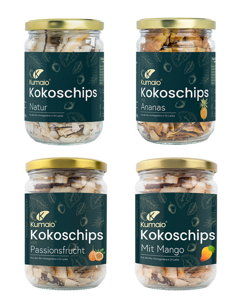 Vier Gläser mit Bio-Kokoschips in den Sorten Natur, Ananas, Passionsfrucht und Mango von Kumaio.